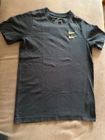 Nike T-Shirt schwarz 137-147 Hessen - Waldbrunn Vorschau