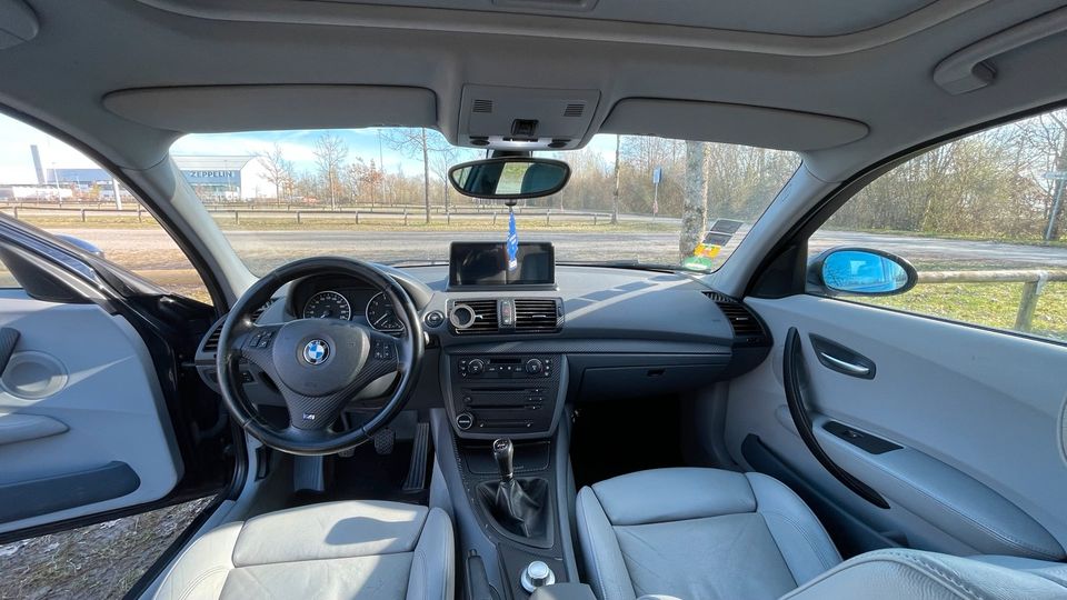 Bmw 120i E87 Vollausstattung/ Carplay/ 8-fach bereift in Tettnang