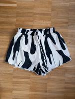 Highwaist Shorts mit Muster Leipzig - Leipzig, Zentrum-West Vorschau
