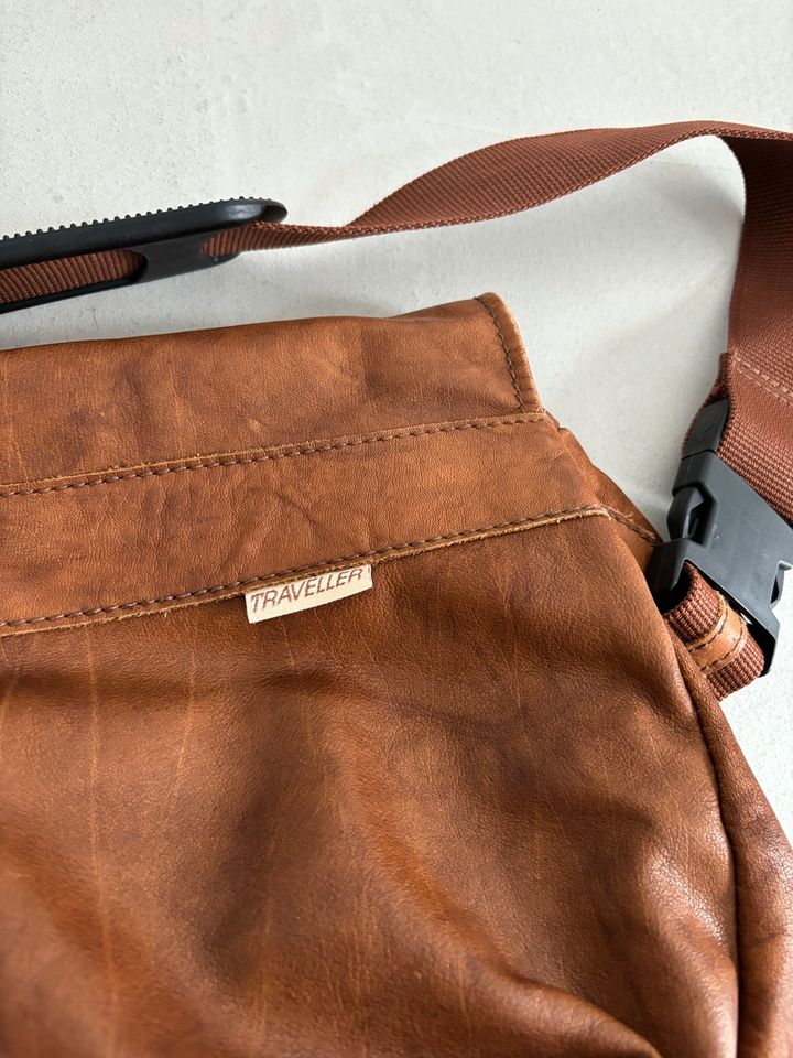 Vintage Traveller Ledertasche Aktentasche Umhängetasche braun in Rheda-Wiedenbrück