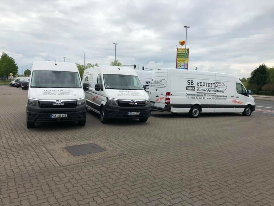 Mega Günstig Transporter mieten Sprinter Umzug ! in Neubrandenburg