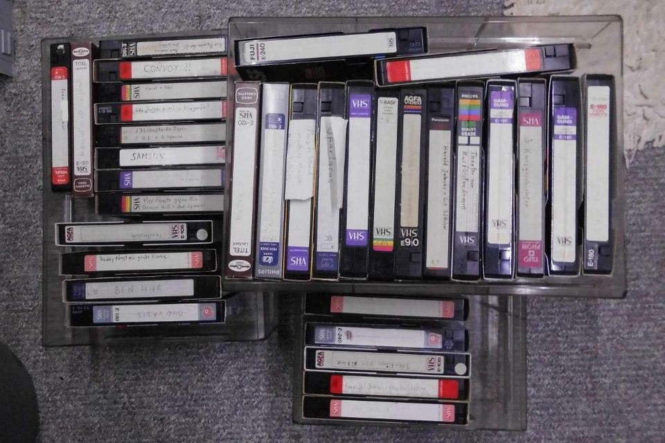 20 VHS CASETTEN in Stelle