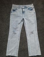 Mädchen jeans mit geradem Beinschnitt ,Riss Gr.152 Niedersachsen - Burgdorf Vorschau