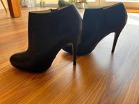 Pfennigabsatzschuhe mit Plateau in schwarz Nordrhein-Westfalen - Brühl Vorschau
