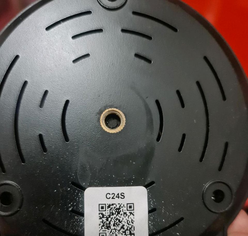 Vstarcam C24S WiFi HD Kamera mit Netzteil defekt Wasserschaden in Regis-Breitingen