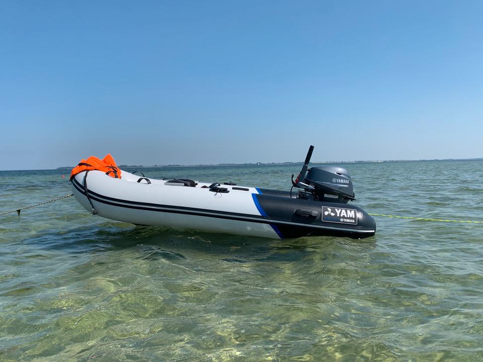 Aussenborder Motor Yamaha F15 CMHS, Schlauchboot ist reserviert in Hamburg