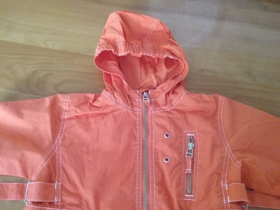 NEU! Ungetragene, orangene Jacke, Gr. 92 in Freiburg im Breisgau