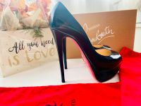 Christian Louboutin Pumps Gr. 37,5 Baden-Württemberg - Bad Saulgau Vorschau