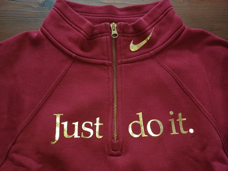 Gr. 36 S Sweater weinrot von NIKE in Oyten