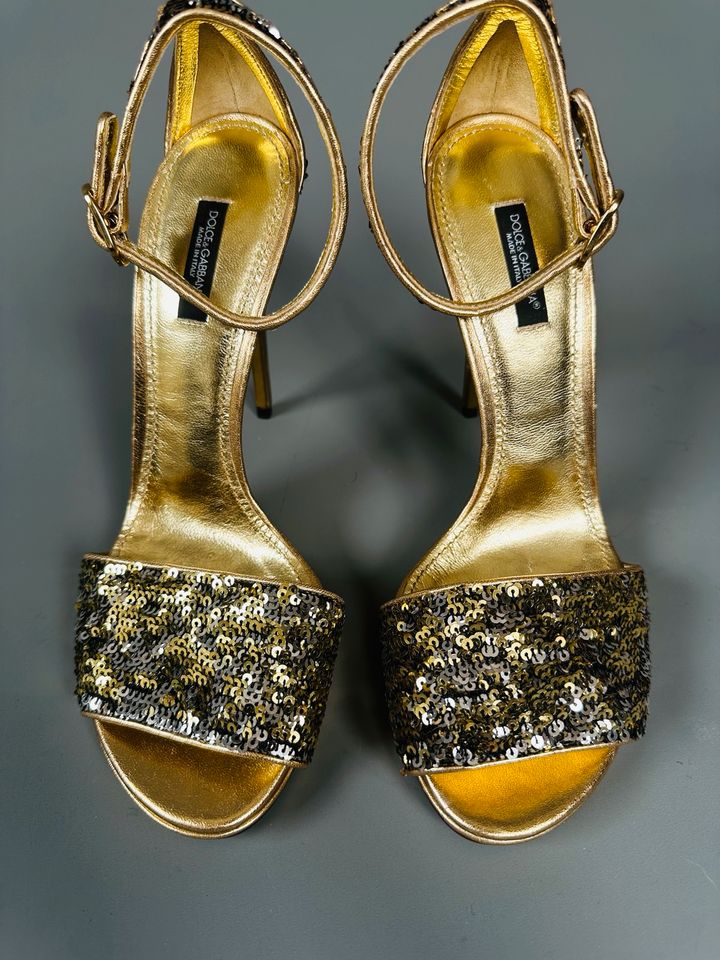 Dolce & Gabbana goldene Sandalen Größe 41 ½ High Heels in Herne