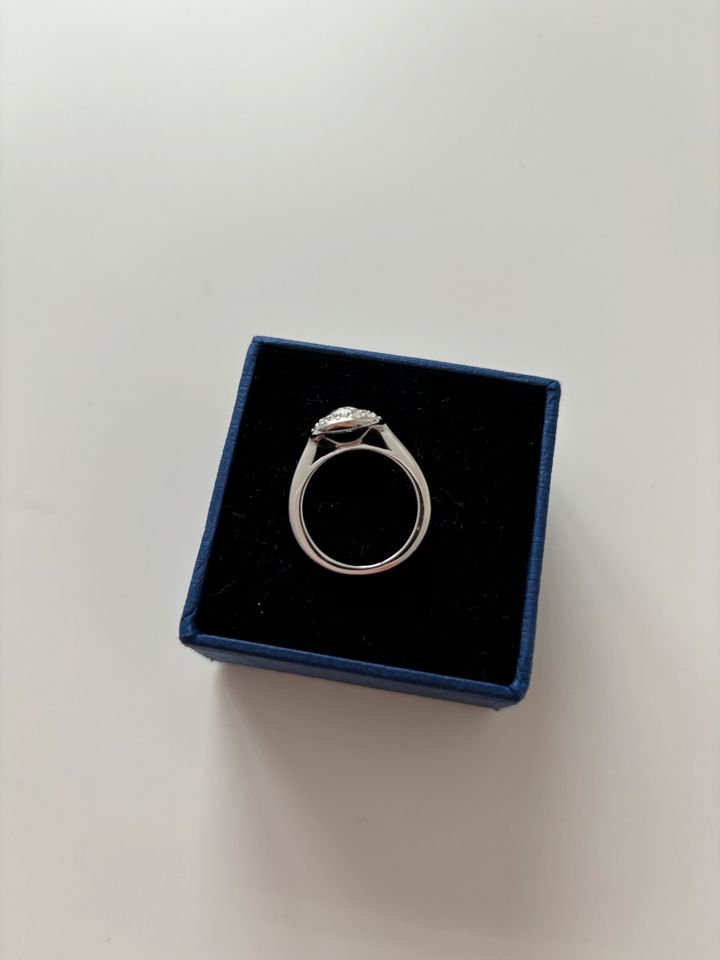 Swarovski Ring - Silber - Größe 50 in Frankfurt am Main