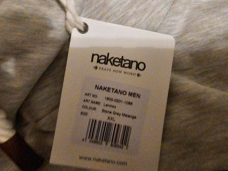 Naketano pullover XXL NEU in Celle