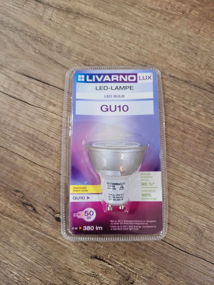 LED Lampen 4x GU 10 & 3x GU 5.3  Alle NEU und warmweiß Stück 1,- in Ostrhauderfehn