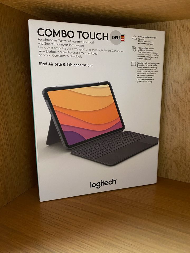 Logitech Combo Touch (iPad Air 4 & 5) in Pegnitz