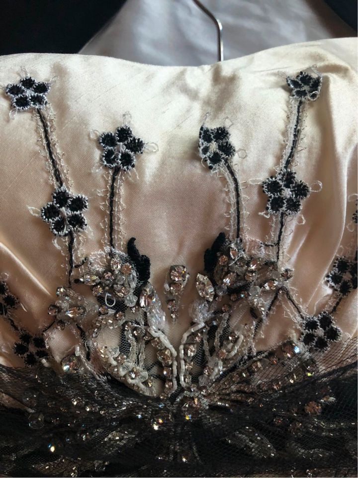 Abendkleid Rock Corsage Bolero Halstuch NEU Gr. 40 in Essen