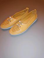 Damenschuh sportlich bequem Gr. 40 gelb Sachsen - Grimma Vorschau