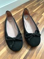 Schwarze Pretty Ballerinas Gr 36 einmal getragen Nordrhein-Westfalen - Unna Vorschau