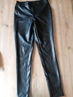 Kunstlederhose Hose Größe 38 Niedersachsen - Papenburg Vorschau