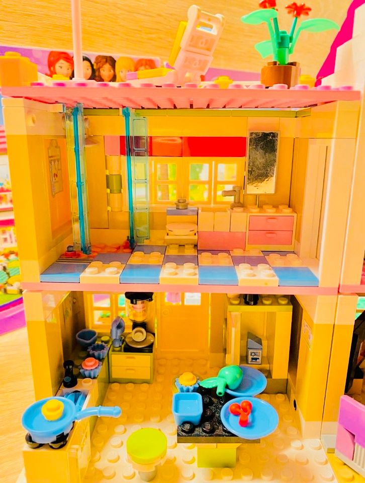 Neuw. Lego Friends 3315 Traumhaus Olivia Haus Schaukel Küche Haus in Frankfurt am Main