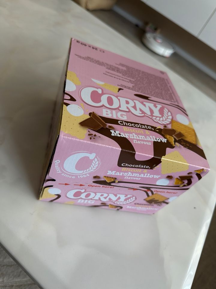 Corny big Biscuit & Marshmallow müsliriegel in Bedburg