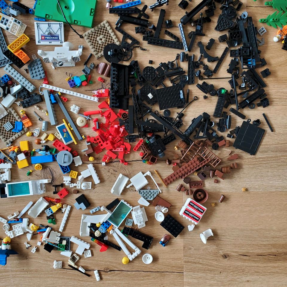 Lego Konvolut Technik 1,9 kg in Buchen (Odenwald)