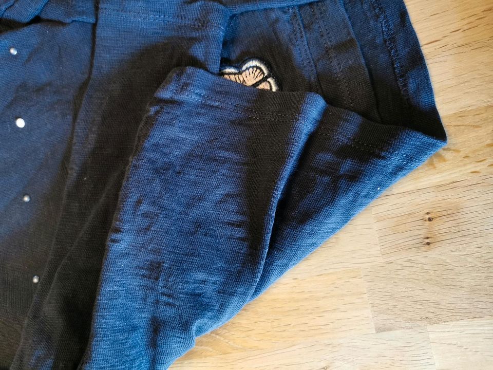 Jeans Blumen 128  H&M jogginghose 122 s in Bergen