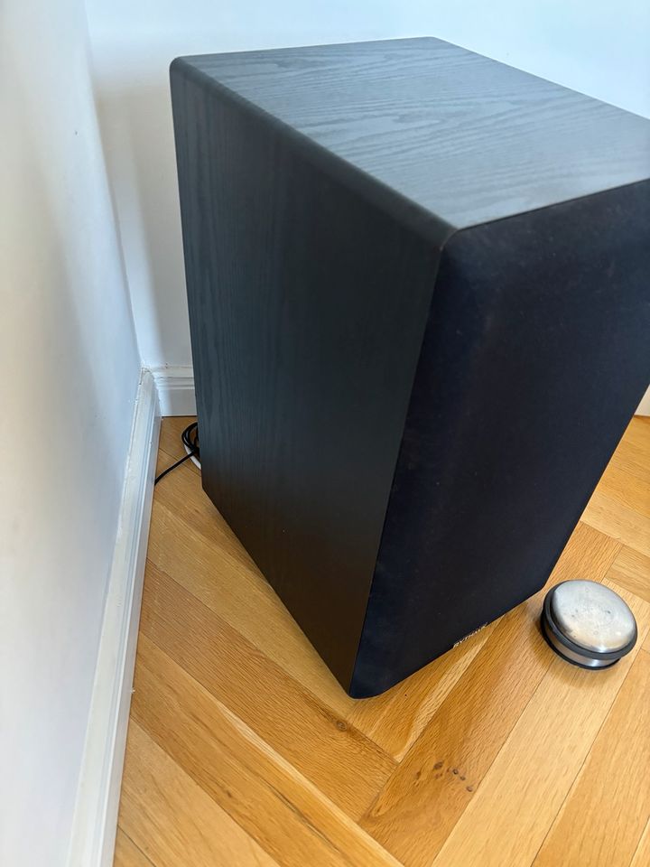 Rythmik F8 Subwoofer (Hypex/Servo) in Berlin