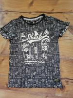 T-Shirt Surfbretter Gr. 116/122 Dresden - Blasewitz Vorschau