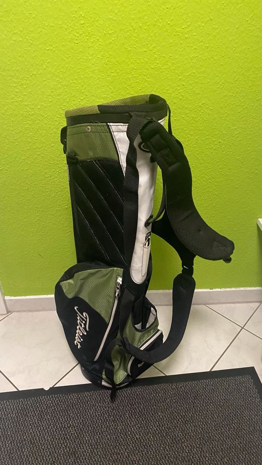 Titleist Golfbag in Renningen