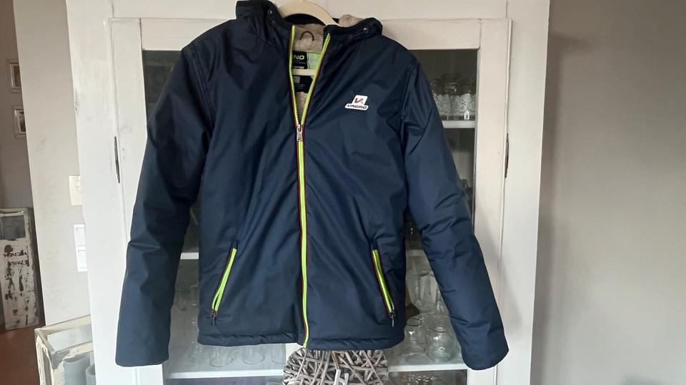 Vingino Jacke, blau, gefüttert, Gr. 15-16 J, sehr guter Zustand in Hamburg