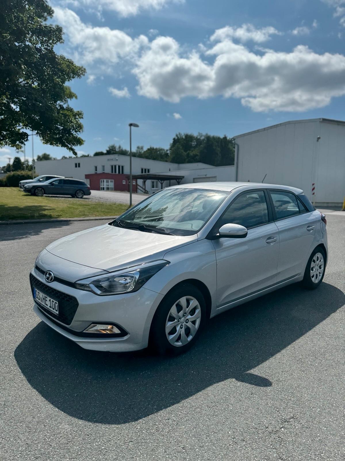 Abbildung des Autos Hyundai i20 62tkm 1.3 be…