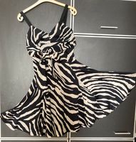 Sommerkleid im Zebra-Look von ZARA Stuttgart - Stuttgart-Süd Vorschau