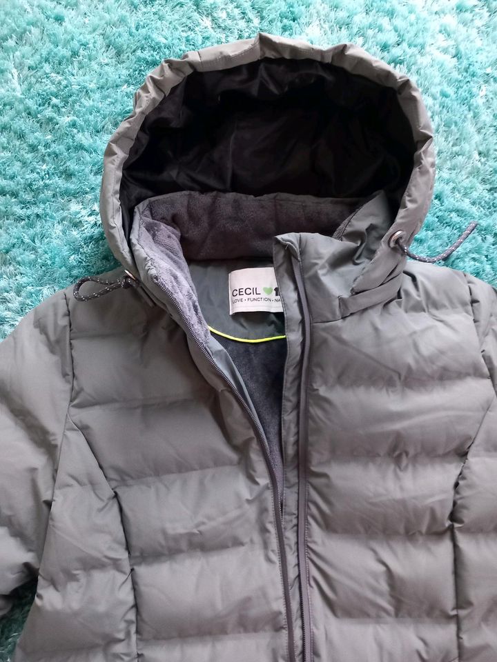 Cecil Winterjacke gr.M in Düsseldorf