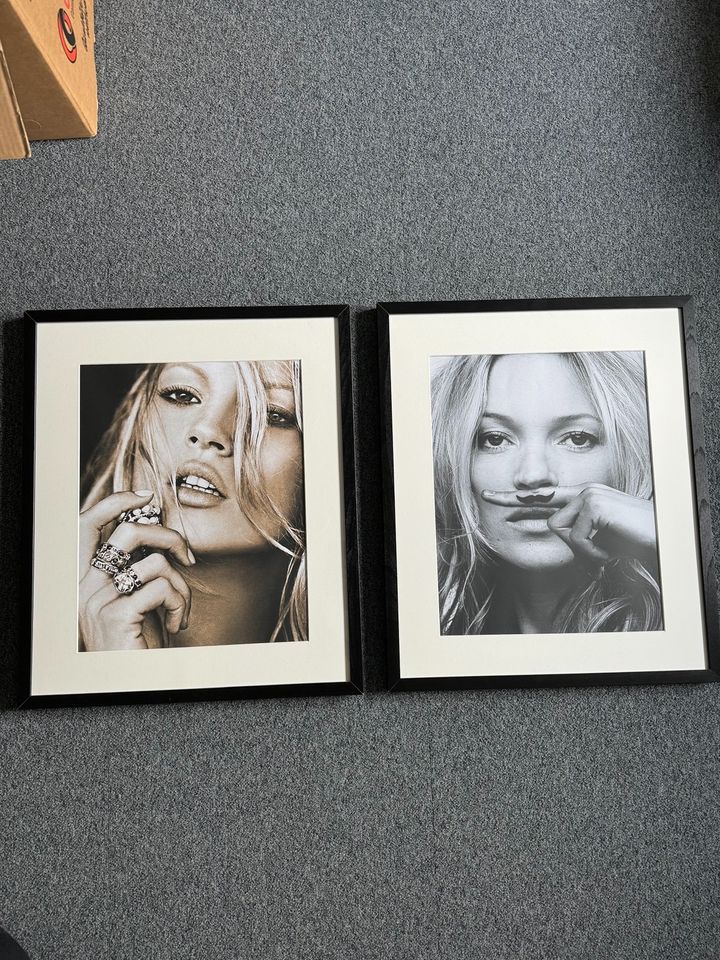 2 Kate Moss Bilder 60 x 40 cm mit Holzrahmen schwarz weiß in Rheinfelden (Baden)