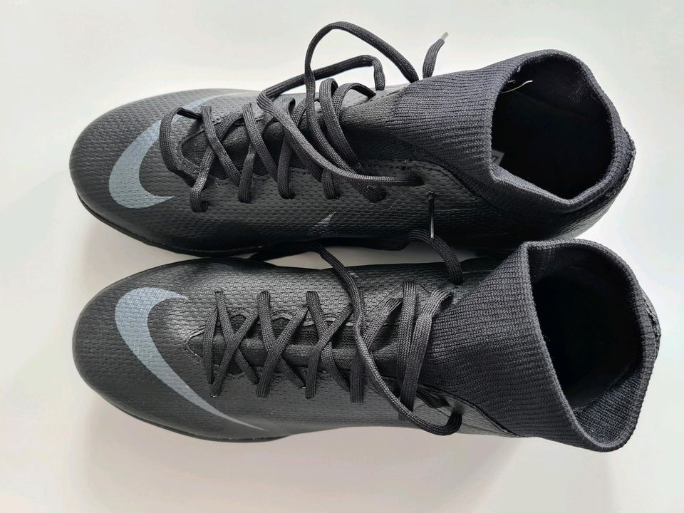 Nike Mercurial Multiknocken 41 NEU in Rietberg