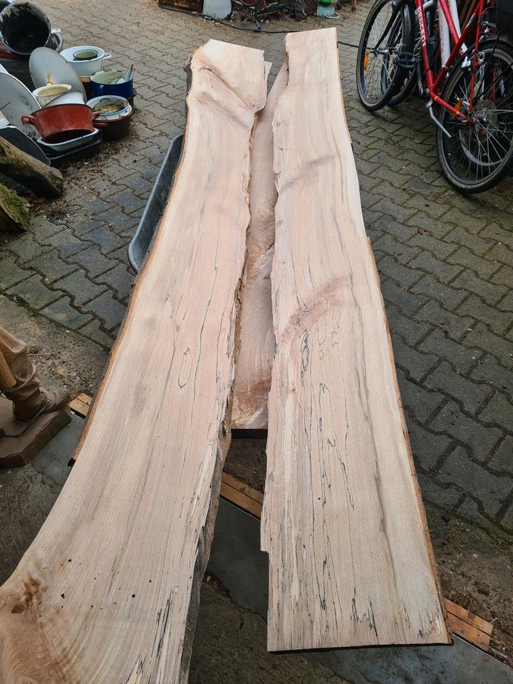 Bretter, Holz Ablage, Balken,Alt Holz, Dekoration in Mietingen