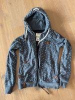 Sweatjacke Kapuzenpullover Kapuzenjacke mit Sternen, Sweater Bayern - Nußdorf Vorschau