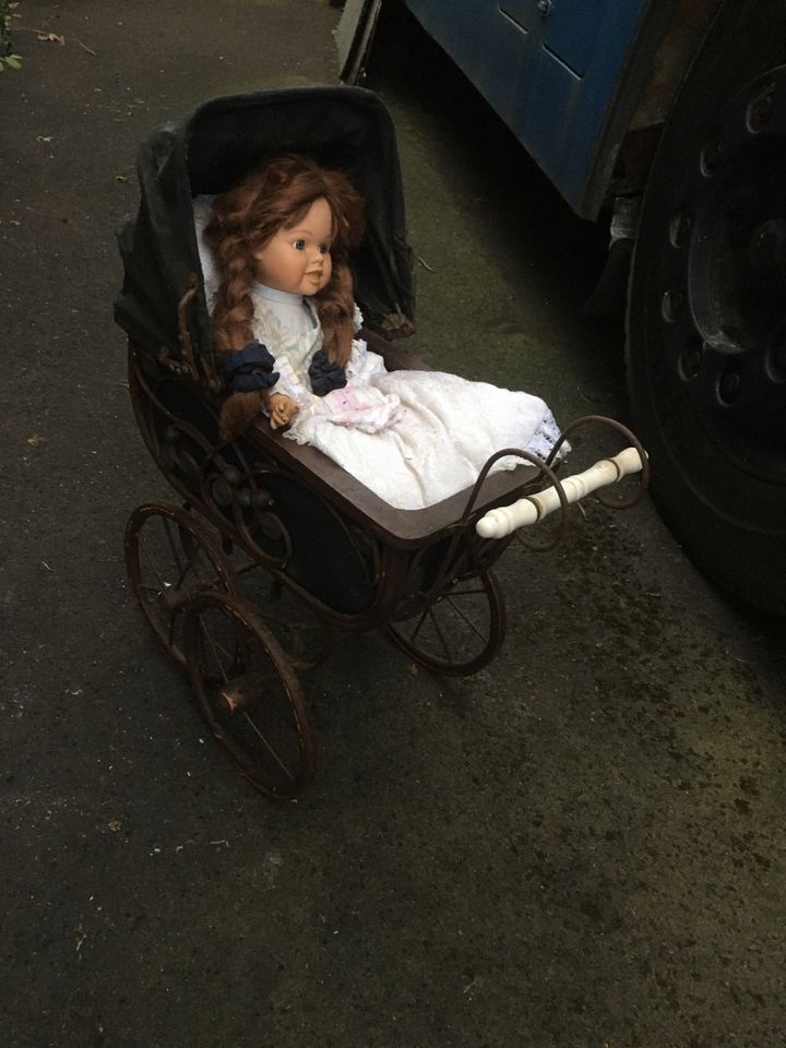 Antik Deko Puppenwagen Kinderwagen Holzräder in Hennef (Sieg)