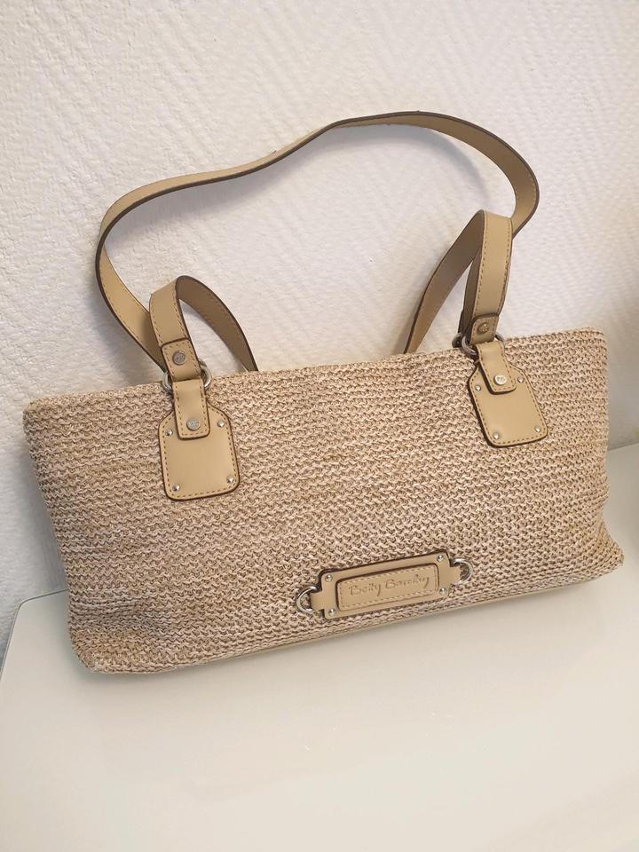 Betty Barclay Handtasche  Umhängetasche Taupe Neuwertig in Rheinböllen