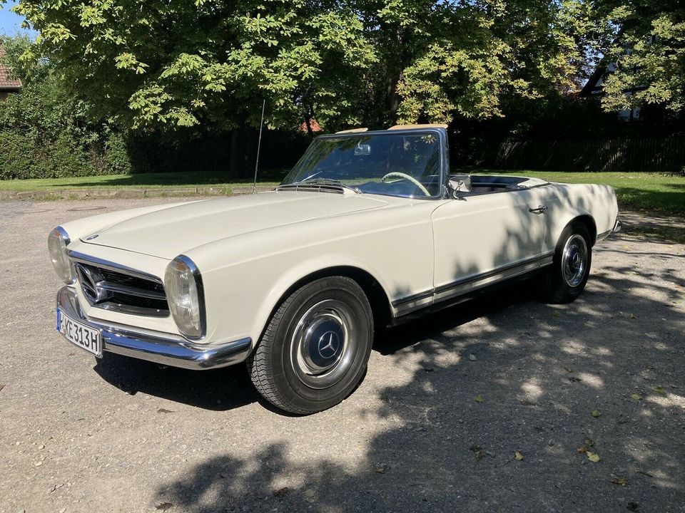 Mercedes Benz W113 230SL Pagode 03.1965 in Hannover