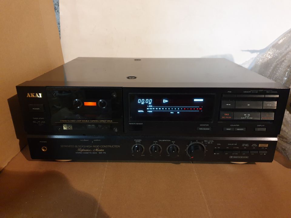 AKAI GX 75 3 HEAD STEREO TAPEDECK  REFERENCE MASTER in Wiesbaden