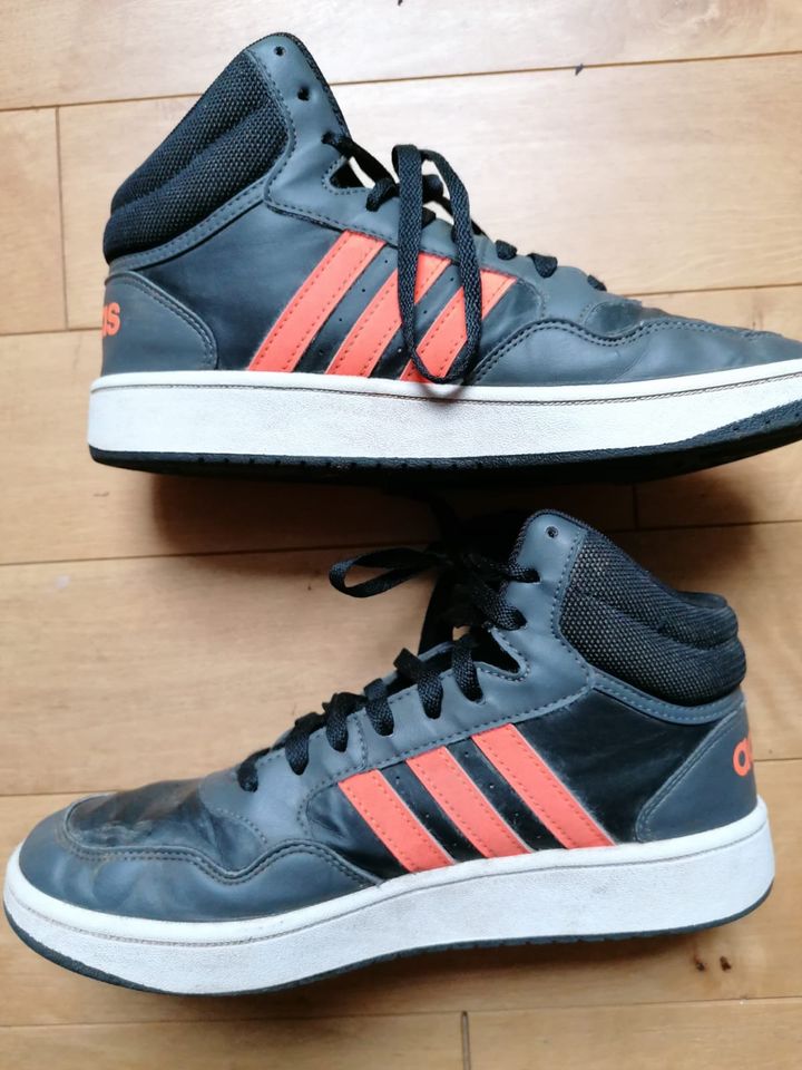 Adidas hohe Sneaker gebraucht schwarz orange 39 40 in Mörlenbach