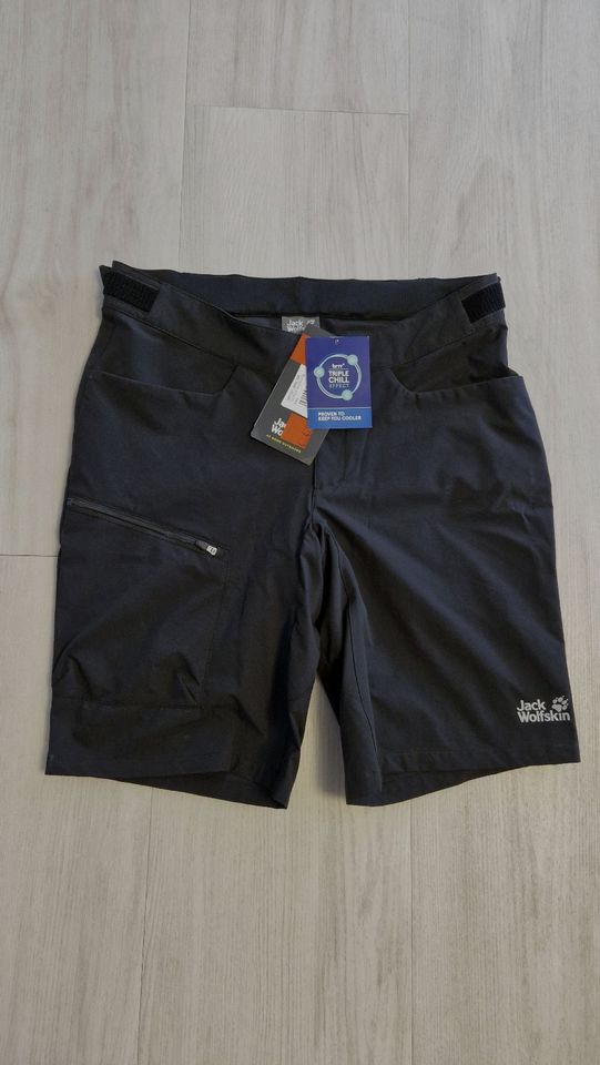 Jack Wolfskin Tourer Shorts, Herren, Gr. M (48), schwarz, neu in Wolfenbüttel