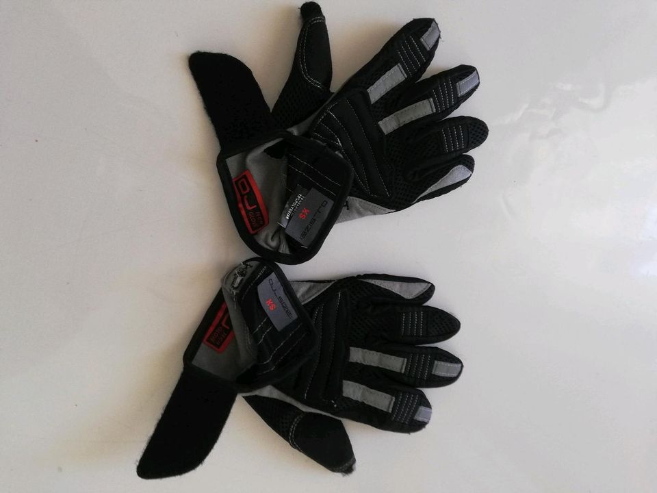 Motorrad-Handschuhe in Asperg