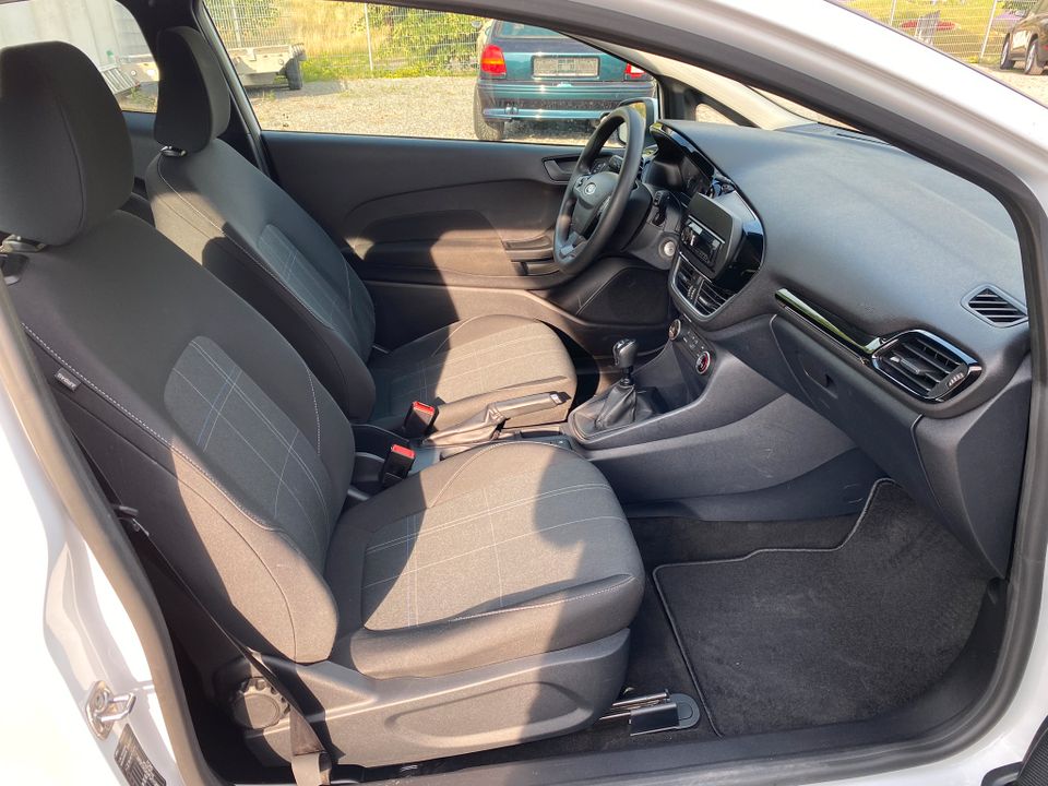 Ford Fiesta 1,5 TDCI *Spurhalte*Klima*LED*Service neu* TÜV neu in Oberderdingen