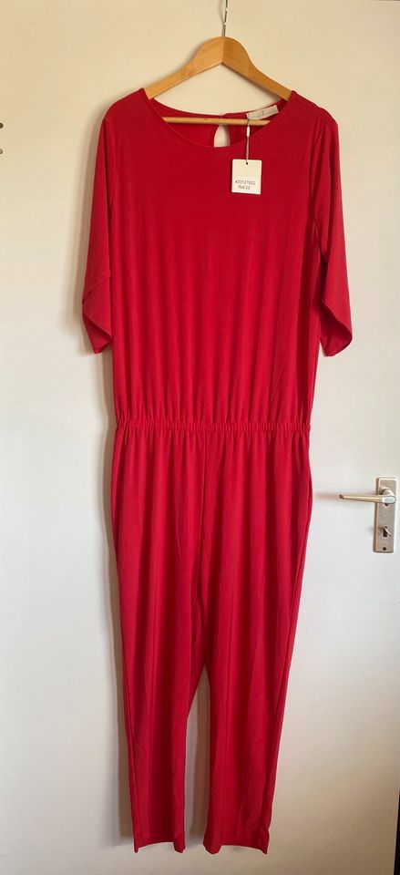 Jumpsuit *neu* Pfeffinger rot Gr. 22 (44 kurz) mit Etikett in Hochdorf