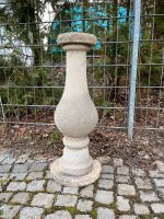 Historische massive sächsische Sandsteinsäule Sandstein Dresden - Leubnitz-Neuostra Vorschau