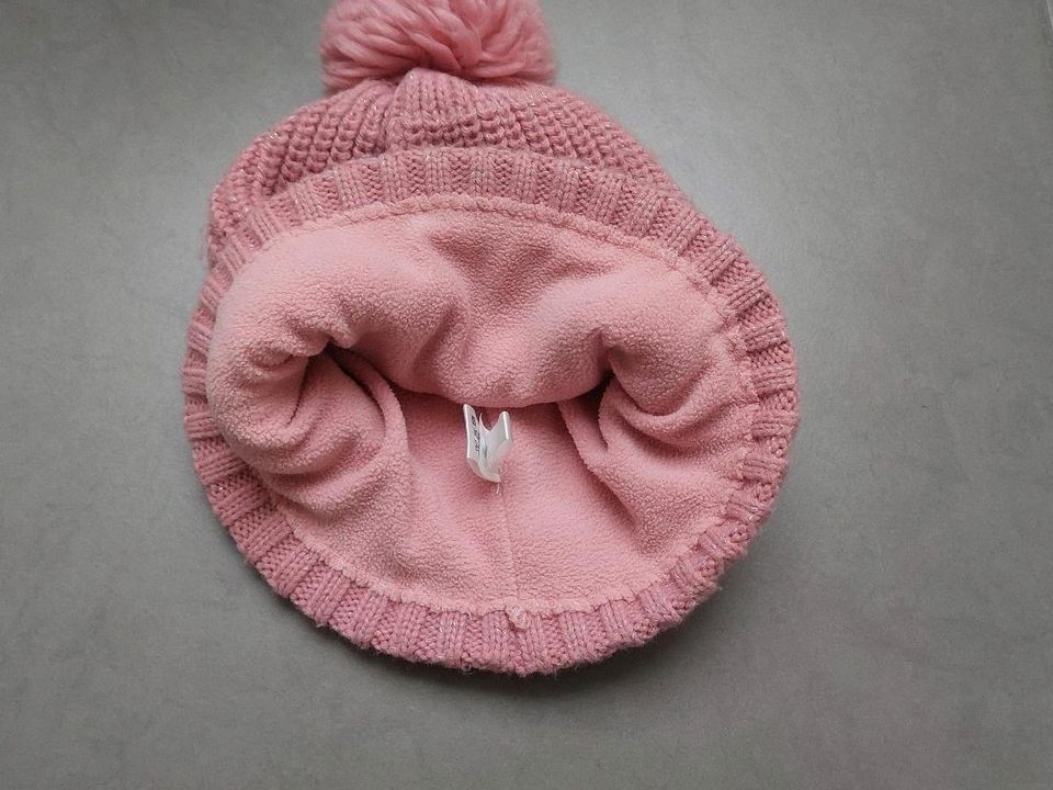 Mädchen Wintermütze Mütze mit Bommel rosa mit Sternen und Glitzer in Oberreichenbach