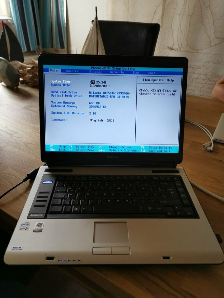 Toshiba Satellite A100-547  Modell No. PSAA8E in Dortmund