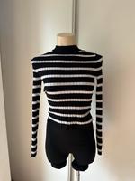 Ripped Top von Bershka Gr.36 wie neu Bonn - Bonn-Zentrum Vorschau